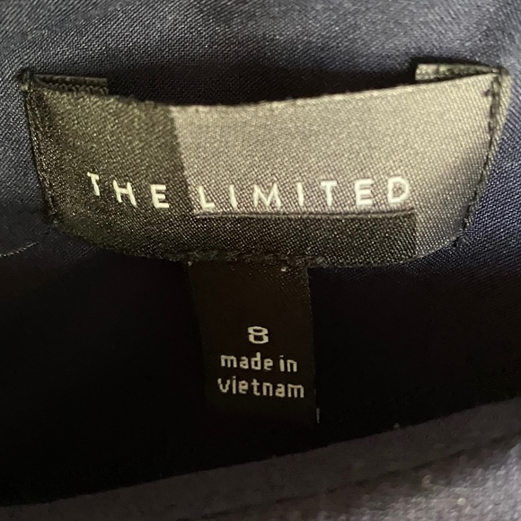 LIKE🆕 The Limited Sleeveless Pencil Dress - Picture 3 of 5